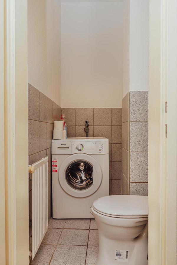 Ruhiges Terrassen Apartment Vienna Luaran gambar